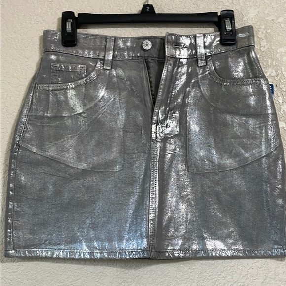(NEW )Silver Metallic Skirt - Picture 2 of 10